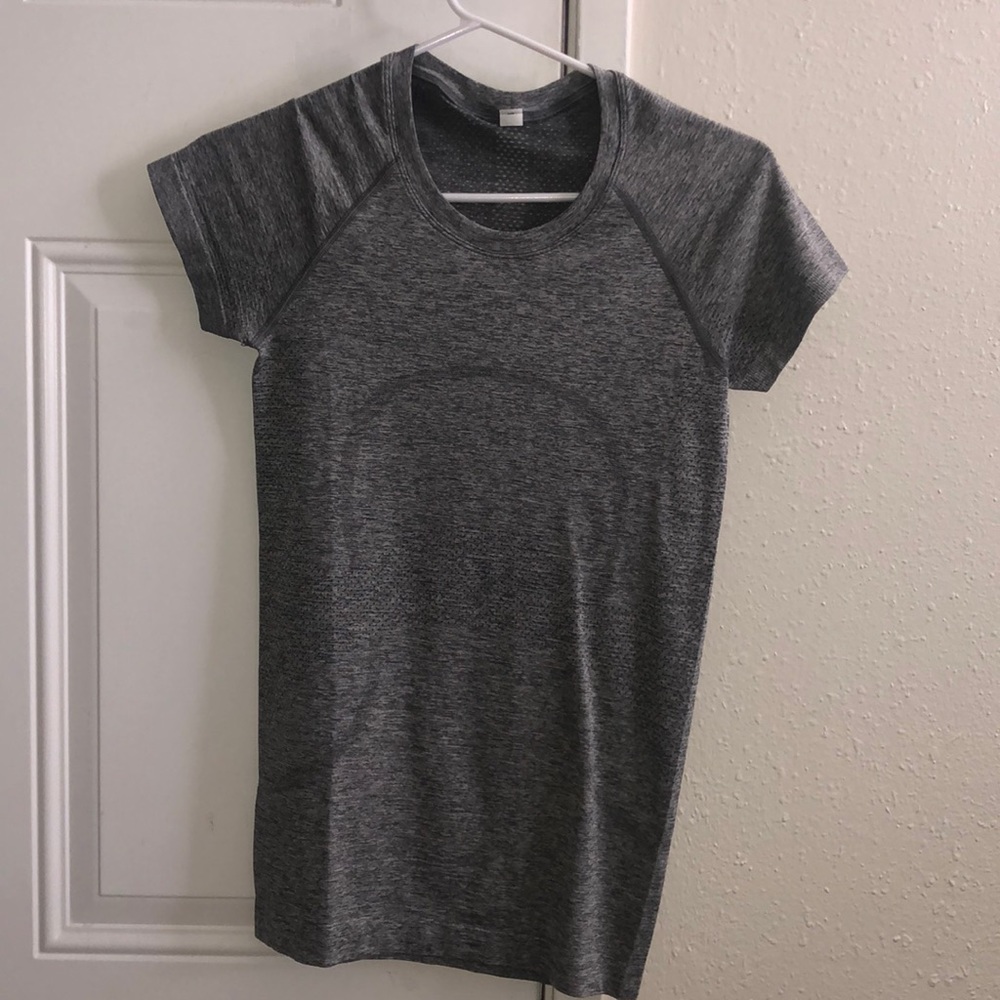 Lululemon shirt